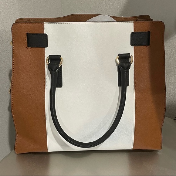 Michael Kors Hamilton Large Tote Bag - Picture 16 of 16